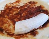 Une image de l'étape 2 de Yeux de monstre pour Halloween en crêpes roulées.