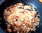 Foto del paso 6 de la receta: Risotto de champiñones 🍄