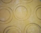 Foto del paso 4 de la receta: Galletitas vitrales