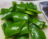 青椒玉米筍炒肉的食譜步驟1照片