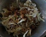 Foto langkah ke 4 dari resep Tumis Bakso telur Orak Arik.