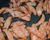 A picture of step 2 of Chicken and Chorizo Carbonara.