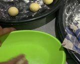 Foto langkah ke 4 dari resep Donat menul empuk.