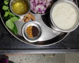 ડુંગળી વાળી કાઠીયાવાડી કઢી(dungri vali kadhi in Gujarati) રેસીપી સ્ટેપ1ફોટો
