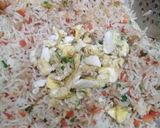 A picture of step 5 of Egg Fried Rice.