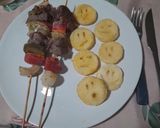 Foto del paso 2 de la receta: Cara de papa ☺ y brochettes de cuadril y verduras