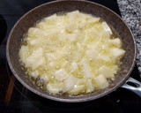 Foto del paso 1 de la receta: Cocochas de rape en salsa