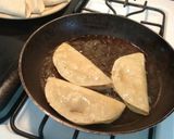 A picture of step 5 of Potato and Tuna Quesadillas.