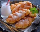 Foto langkah ke 7 dari resep Buttermilk Braided Doughnuts.
