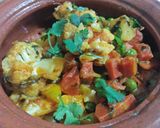 A picture of step 11 of Mix vegetable handi.