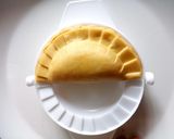A picture of step 6 of Baked Meatpie.