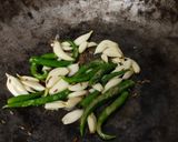 मेथीचा ठेचा (methi cha thecha recipe in marathi) रेसिपी स्टेप 1 फोटो 