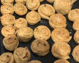 A picture of step 2 of Mixed fish rolls.