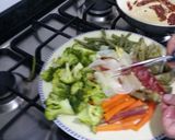 A picture of step 5 of Steamed vegetables with crispy Iberian ham.