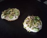 A picture of step 6 of Bread & sprouts Uttapam.