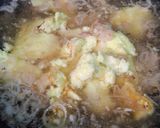 Foto langkah ke 2 dari resep Sup Tahu Telur.