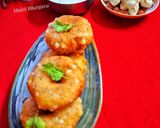 A picture of step 6 of Sabudana Vada.