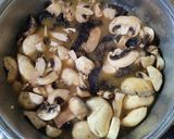 Foto del paso 4 de la receta: Risotto de pollo y hongos