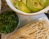 Hình bước làm 1 của món Canh dưa hường nấu nấm kim châm