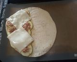 Foto del paso 5 de la receta: Piadina de calabacín con atún y queso