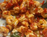 Foto langkah ke 7 dari resep Tumis udang pedes manis.