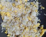 Foto langkah ke 4 dari resep Butter Rice.
