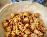 Foto del paso 3 de la receta: Huevas de merluza con cebolla y tomate cherry