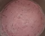 A picture of step 5 of Beetroot semolina double colour dhokla.