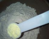 A picture of step 2 of Vanilla cupcakes.