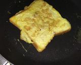 Foto langkah ke 3 dari resep Roti John Rumahan (Omelete Bread).