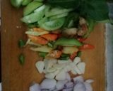 Foto langkah ke 2 dari resep Tuna tumis rawit.
