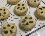 Gambar langkah 12 resipi Green Pumpkin Seeds Scone.