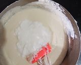 A picture of step 4 of Strawberry jelly and Dragonfruit cheese cake.
