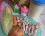 Foto langkah ke 1 dari resep Sup Ceker Ayam & Bakso.