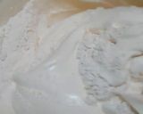 Foto langkah ke 3 dari resep Bolu kukus singkong.