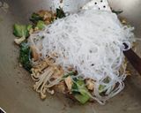 Foto langkah ke 7 dari resep Shirataki Goreng Putih Telur.
