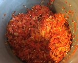 Une image de l'étape 7 de Sauces au piments antillais carottes oignons et épices.
