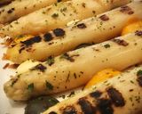 Foto del paso 9 de la receta: Espárragos blancos a la plancha a las tres salsas