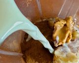 Hình bước làm 1 của món 🌱 Smoothie Chuối Ca Cao Quế Bơ Đậu Phộng (Vegan)