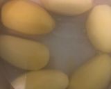 Rakott krumpli (egy kis plusszal) recept fázis 1 fotója