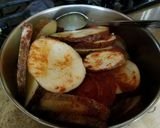 A picture of step 2 of Roasted potatoes.