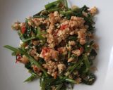 Foto langkah ke 5 dari resep Tumis Kangkung Tempe.