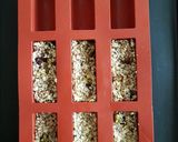 Une image de l'étape 2 de Barres de granola aux cranberries.