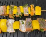 Une image de l'étape 3 de Brochette de truite marinée.