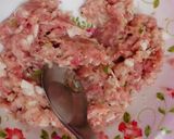 Hình bước làm 1 của món Củ sen kẹp thịt chiên giòn