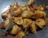 कश्मीरी आलू दम (kashmiri aloo dum recipe in Hindi) रेसिपी चरण 3 फोटो