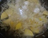 Foto langkah ke 3 dari resep Semur bola-bola ayam.