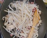 A picture of step 6 of Bacon, salmon and mushroom creamy & soy sauce pasta.