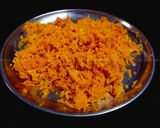 ओल्या हळदीची भाजी (olya haldichi bhaji recipe in marathi) रेसिपी स्टेप 2 फोटो 