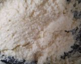 A picture of step 1 of Cashew and Coconut ladoo.